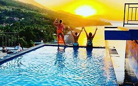 Waenis Sunset View Hotel&Restaurant, Amed, Bali