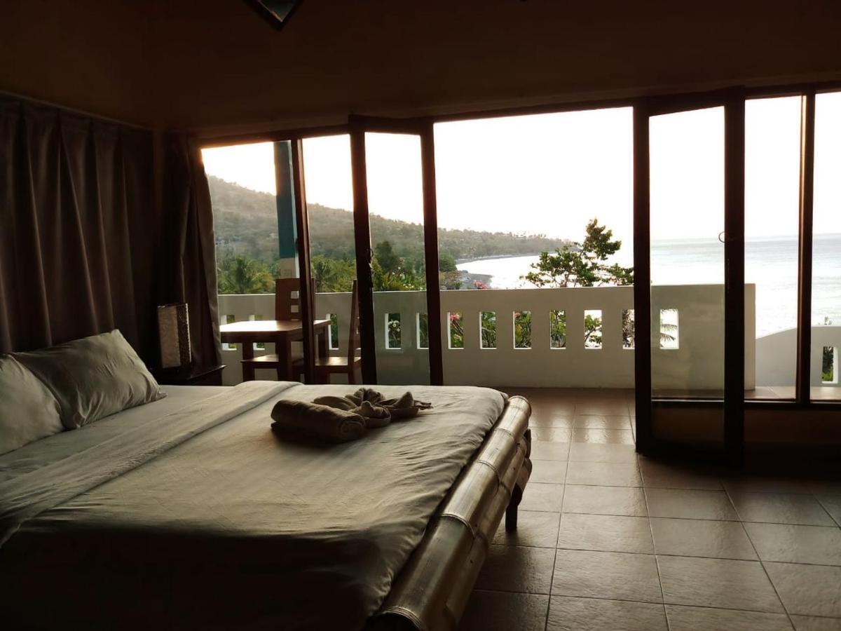 Waenis Sunset View Hotel&Restaurant, Amed, Bali Buitenkant foto
