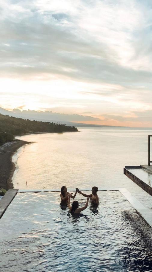 Waenis Sunset View Hotel&Restaurant, Amed, Bali Buitenkant foto