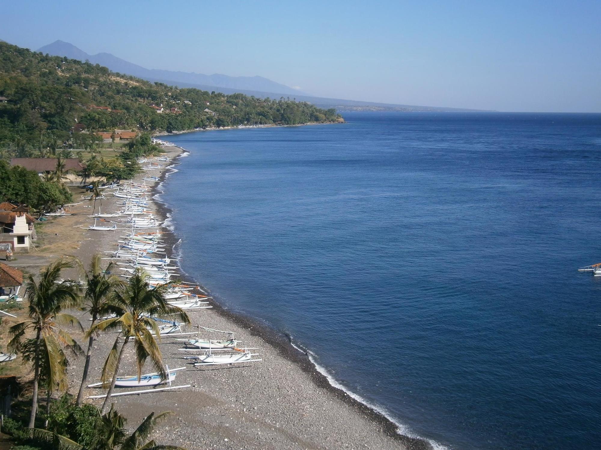 Waenis Sunset View Hotel&Restaurant, Amed, Bali Buitenkant foto