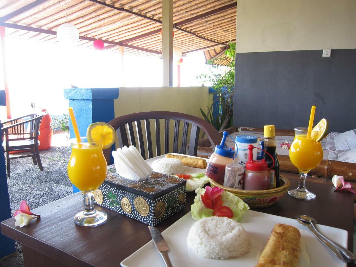 Waenis Sunset View Hotel&Restaurant, Amed, Bali Buitenkant foto