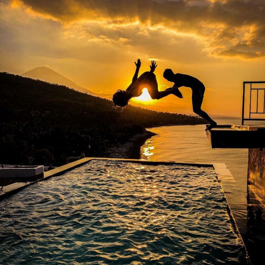 Waenis Sunset View Hotel&Restaurant, Amed, Bali Buitenkant foto