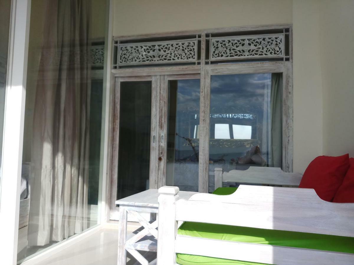 Waenis Sunset View Hotel&Restaurant, Amed, Bali Buitenkant foto