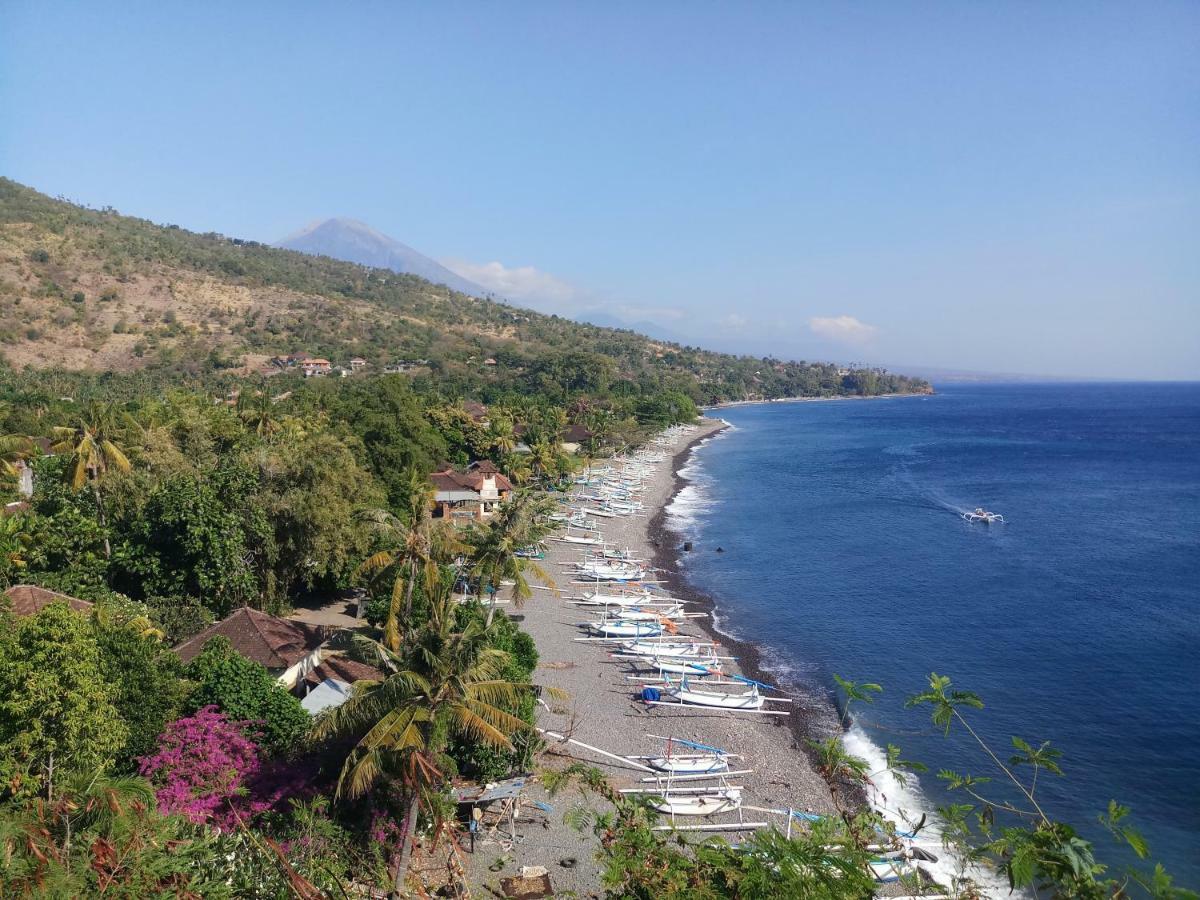 Waenis Sunset View Hotel&Restaurant, Amed, Bali Buitenkant foto